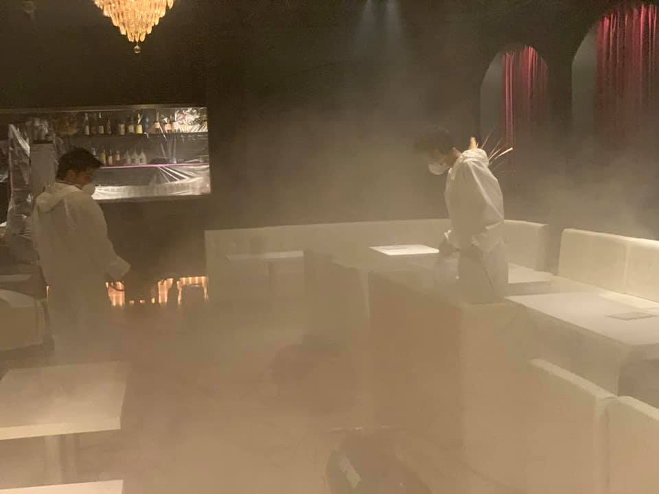 本日は、ラウンジの「エコキメラ」処理を依頼されました。