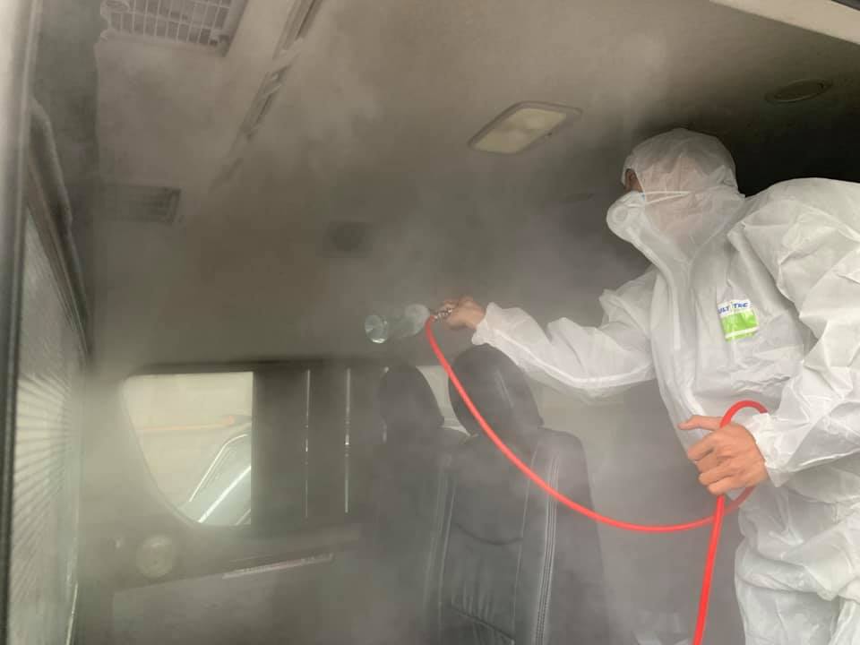 (株)フナモコーポレーションは神戸市のバスとタクシーを守ってます。