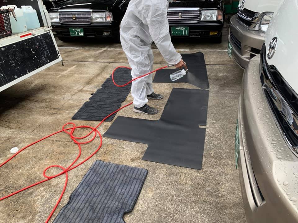 (株)フナモコーポレーションは神戸市のバスとタクシーを守ってます。