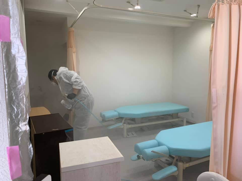 本日は、エコキメラ仲間が、西宮と京都から施工現場を視察(はくじゅ鍼灸院)に来られました